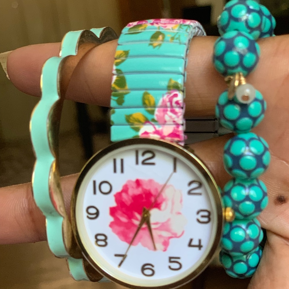 🔥A Host Pick 🔥Stylish Watch & Bracelet set